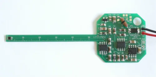 Voltage Signal Output of Linear Hall Sensor with Signal Conditioning Board of Tesla/Gauss Meter