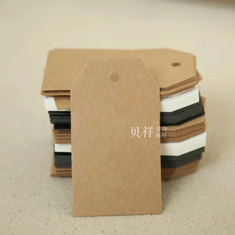 DHL 4*7cm 3 Colors Kraft Paper Blank Price Gift Favor Hang Tags Marked Blank Card Hand Draw Tag Table Number Party Card Labels