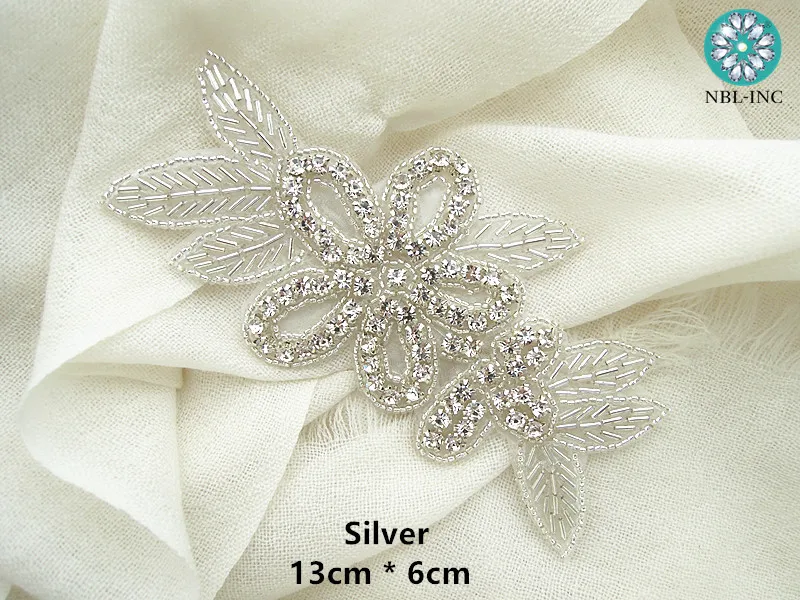 Imagem -03 - Personalizado Frisado Nupcial Rhinestone Flower Applique Patch Ouro Ferro para Vestido de Casamento Atacado Wdd0954 30 Pcs