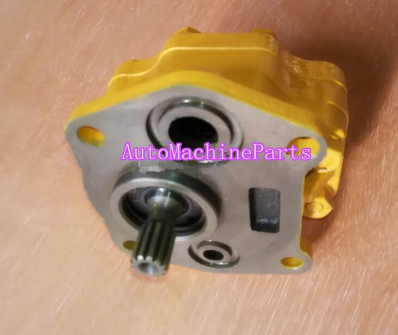 Pilot pump Gear pump 07421-71401 For Komotsu D20 D20-5 D20-6 D20-7 bulldozer