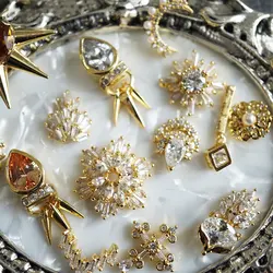 5pcs/lot 3D Snowflake Alloy Nail Art Zircon Crystal Rhinestone metal manicure nail accessories DIY Nail Decoration Nail charms