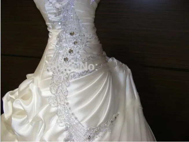 Best Selling 2020 Wedding Dresses with Rhinestones Slight Sweetheart Blush Train Ruffled  Fold Pleat Lace up Sexy Bridal Dress