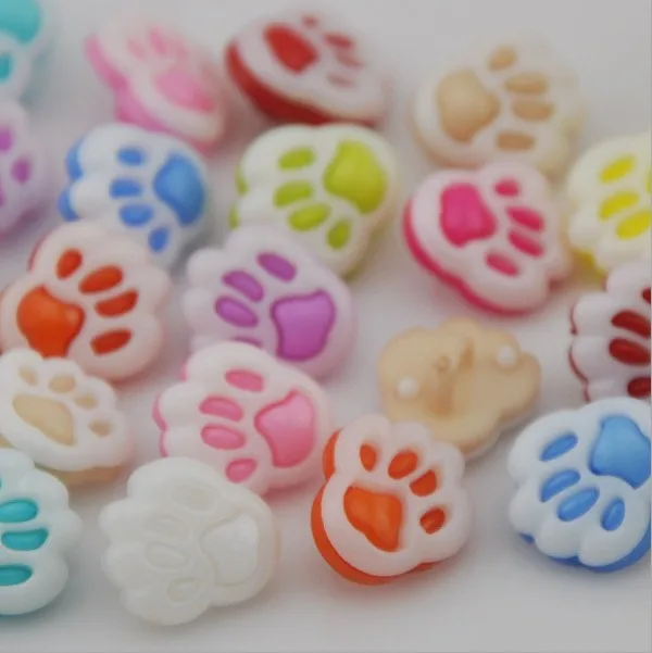 50Pcs Cute Paw Print Buttons Mixed Color Plastic Cartoon Children Sewing Cloth Button For Handmade Scrapbooking Crafts DIY 13MM