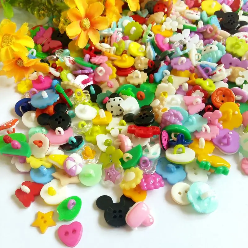 50-100PCS Mix Shape Cartoon Buttons DIY Scrapbooking Plastic Buttons Children's Garment Sewing Notions