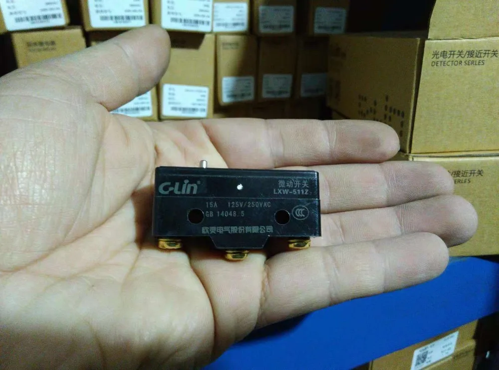 

Brand new original authentic C-Lin LXW-511Z Micro Switch LXW5-11Z Z-15G-B