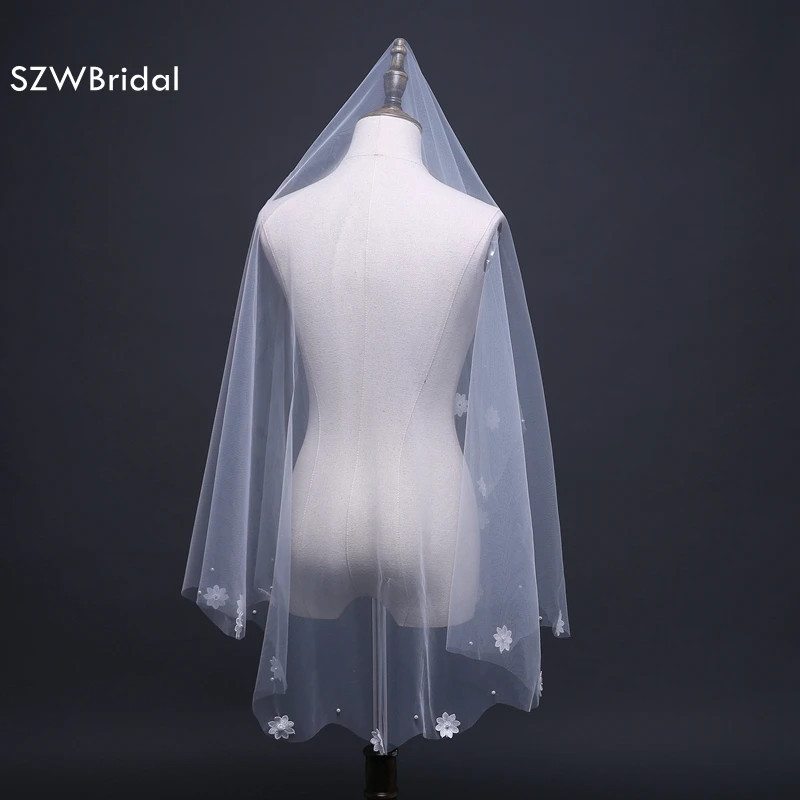 

Wedding Veil Without Comb Short Ivory White Bridal Veils Cheap Veu De Noiva Curto High Quality Wedding Accessories Boda Bride