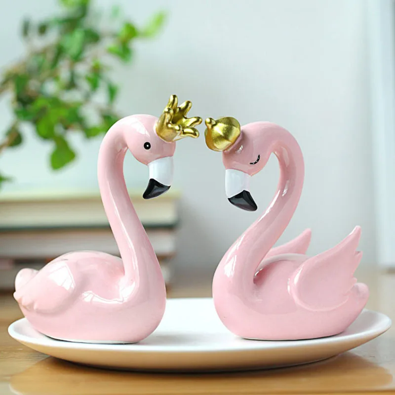 Flamingo Animal Shaped Resin Ornament Birthday Wedding Decoration Tabletop Living Room Bedroom Home Decor Miniatures Accessories