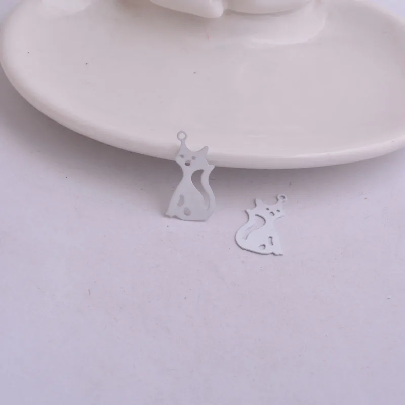 50 Stück Ac7850 Messing-Flachanhänger mit Katzenmotiv, niedliche Tier-Katzen-Anhänger – Detail 5