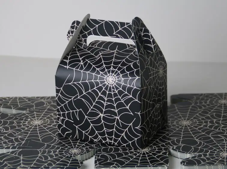 

Personality spider web candy box Halloween theme party gift handle bags favor boxes black scenes table decorations