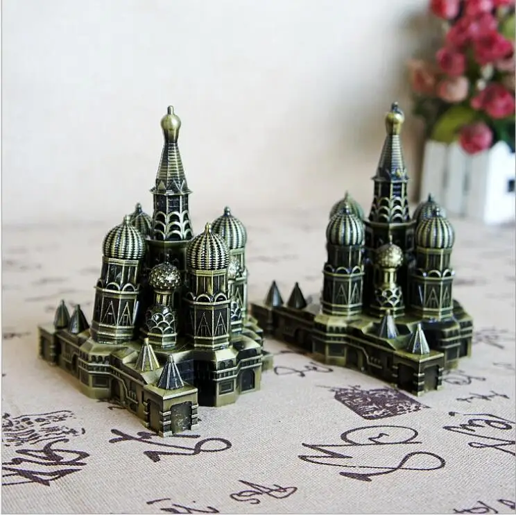 

New Russian Landmark Building Kremlin Metal Model Onion Head Princess House Home Furnishing