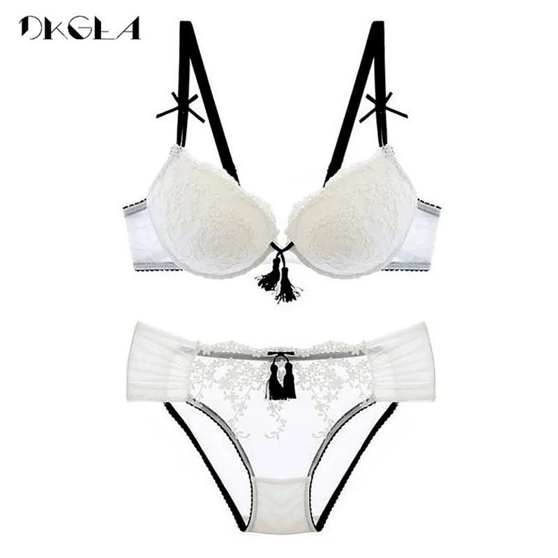 2020 Luxury Palace Tassel Bra Set Push-Up Thick Cotton Brassiere Embroider Lingerie Set Lace Sexy Bras Women Underwear Set Pink