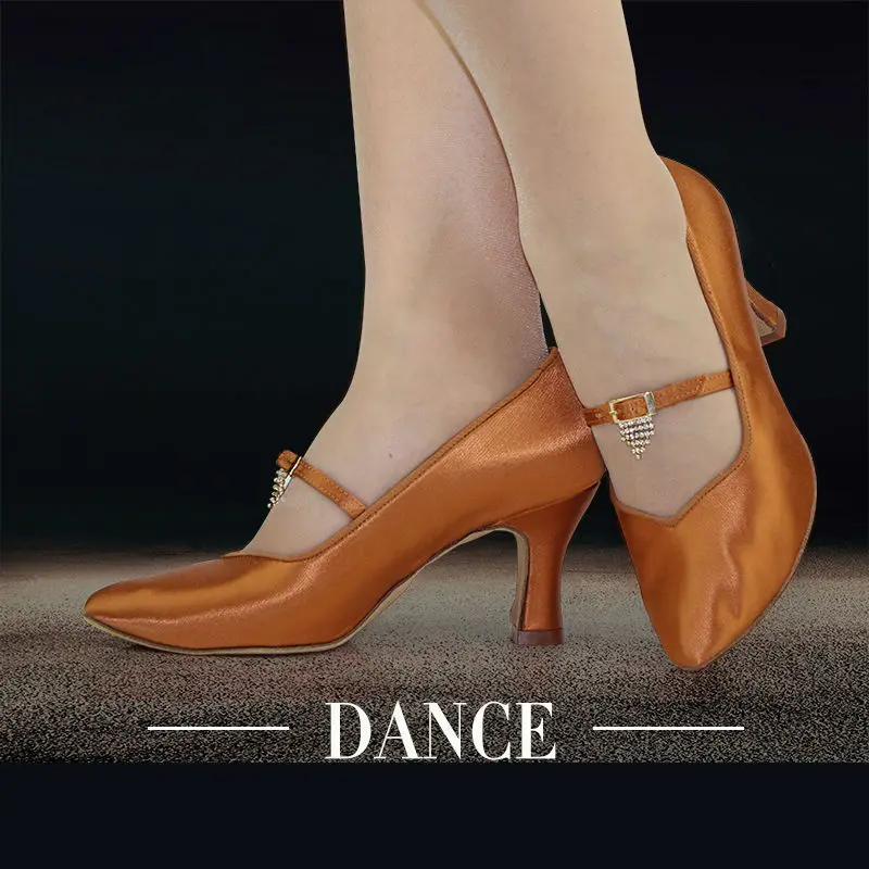 

TOP Ballroom Dancing Shoes Latin Dance Flash Satin shoe Spring With Diamond Deep Skin Popular Hot Female Brand Discount BD 139