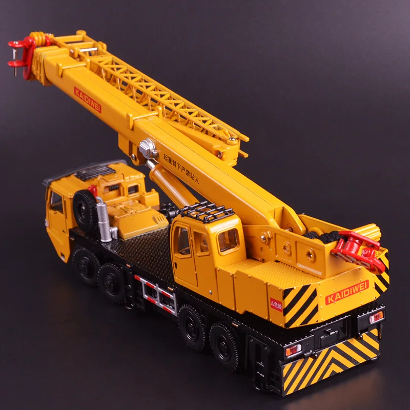 High quality 1:55 crane large crane alloy model,simulated metal engineering truck,exquisite collection and gifts,free shipping