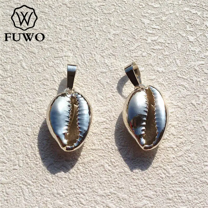 FUWO Natural Cowrie Shell Pendants Silver Plated Raw Cowrie Shell Beads Charms Fashion Coastal Jewelry Making Wholesale PD516