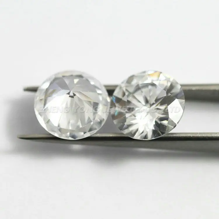 Hot!! 5A 6.0mm Round Brilliant Cut Loose White Cubic Zirconia Machine Cut Clear Synthetic CZ Stone For Trendy Jewelry 200pcs/lot