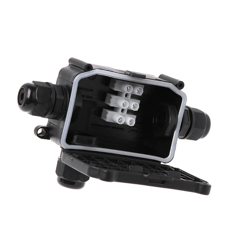 2/3Way IP66 Outdoor Waterproof Cable Connector Junction Box With Terminal 450V