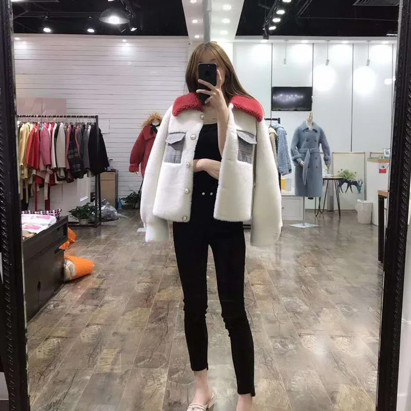 Sheep Wool Coat for Female Short Jacket with Pearl Buttons Cloth Bag Overcoat Turn-Down Collar Wool Blends Winter Clothing