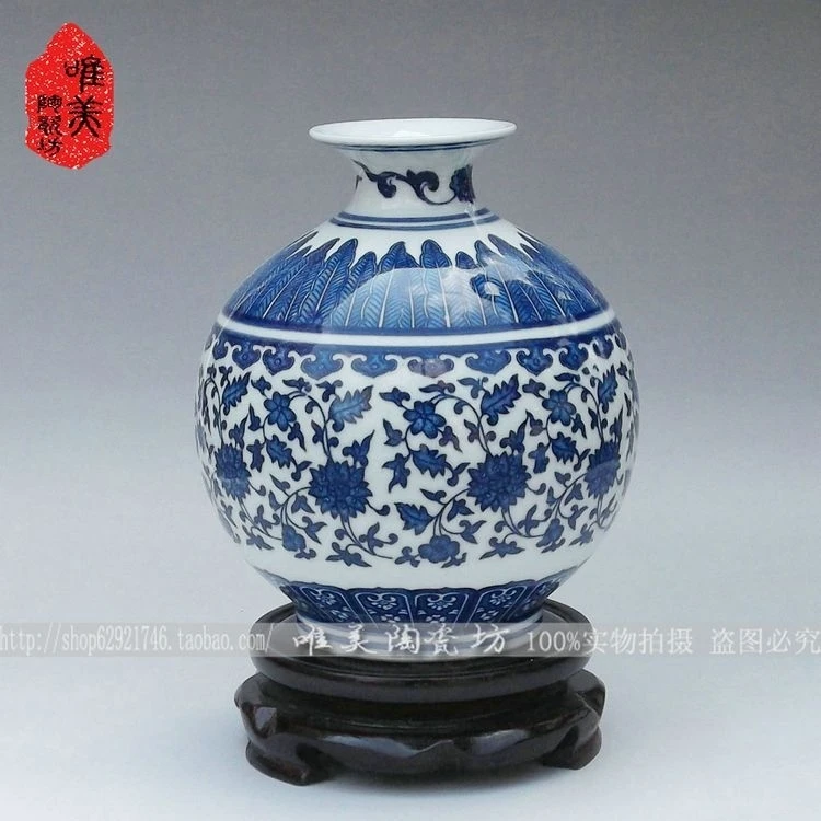 Ceramics blue and white vase Small pomegranate bottle blue and white porcelain crafts decoration