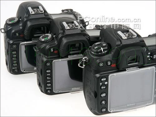 2ชิ้นฮาร์ดจอแอลซีดีปกกันรอยหน้าจอสำหรับNikon D800 D800E D810เป็นBM-12