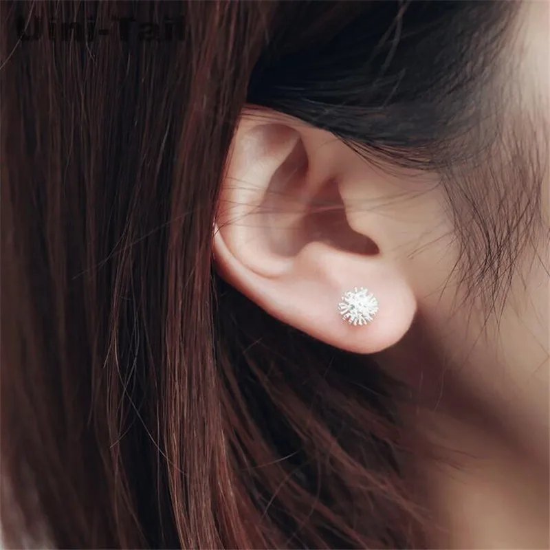 Uini-Tail hot new 925 Tibetan silver dandelion flower ball Christmas snowflake delicate earrings female classic simple earrings