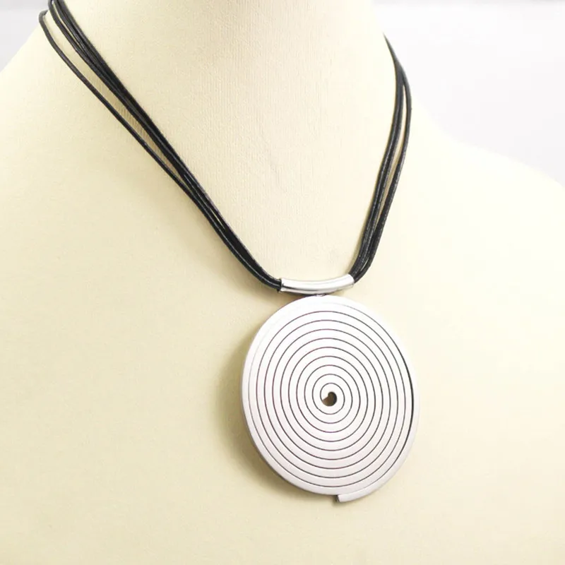 Siliver Color  Stainless Steel Circle Target Necklace Big Pendant Black PU Leather Necklace Women Jewelry  Bohemia