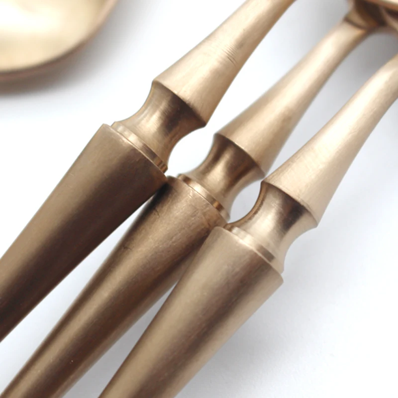 Luxury Rose Golden Cutlery Set 304 Stainless Steel Colored Dinner Knife & Fork Dinnerware Tableware Kitchen Accessories