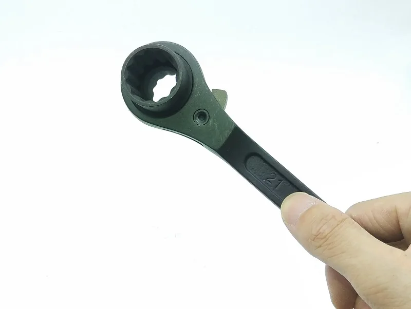 New 1Pcs 19*21mm 19*22mm Tail Scaffold Ratchet Handle Wrench Ratchet Spanner Rail screw tool Scaffold tool 32T CR-V