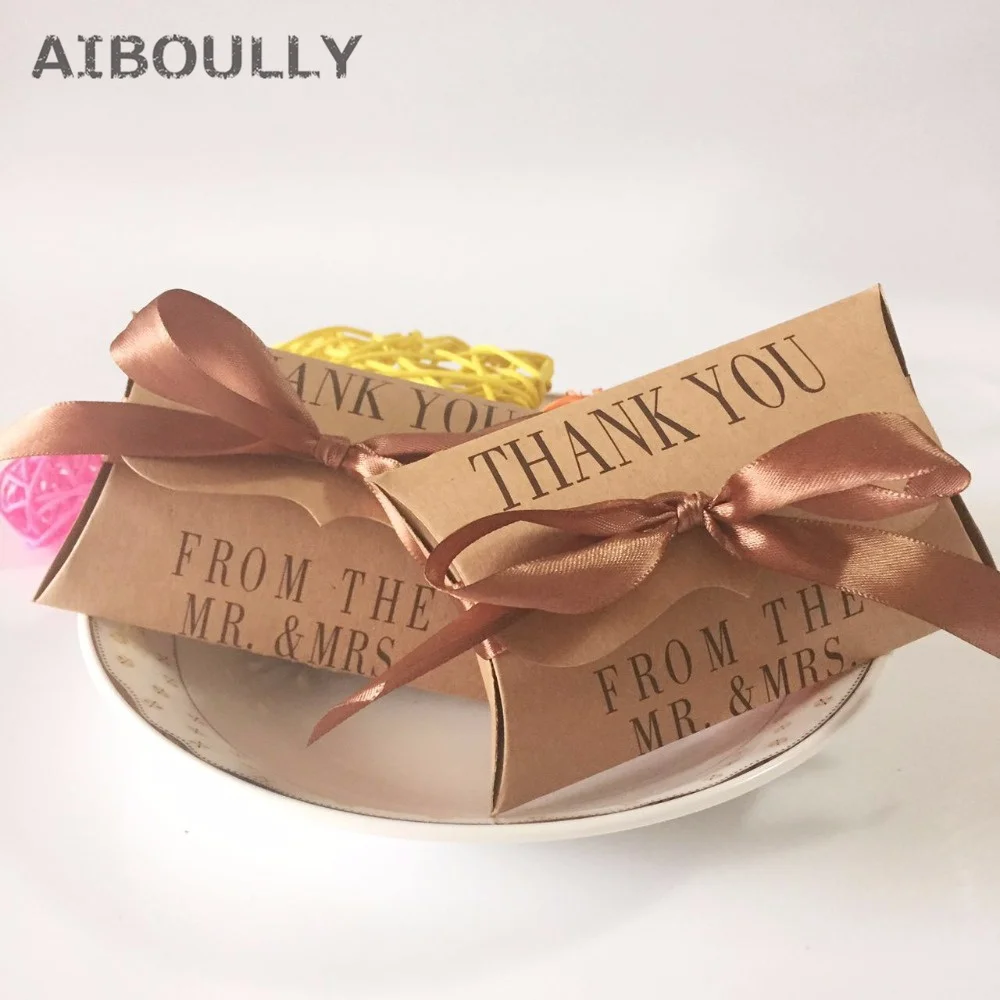 50pcs/pack DIY Natural brown Kraft Paper Candy Box THANK YOU MR MRS Tag Decoracion Vintage Rustic Wedding Supplies Wedding Gift