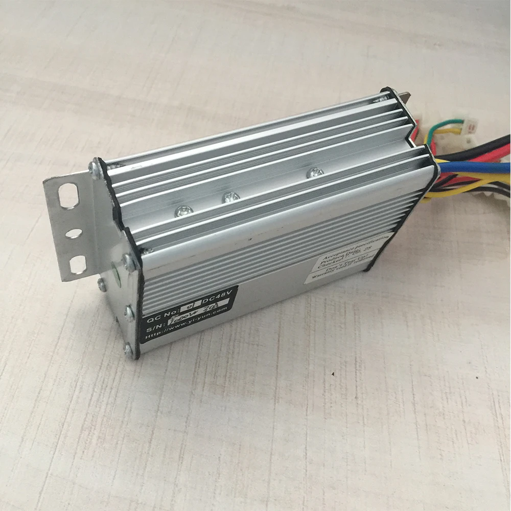 48V 1000W 30A Brush DC Motor Controller YIYUN YK33F per EVO triciclo elettrico E-bike Scooter elettrico bici bicicletta