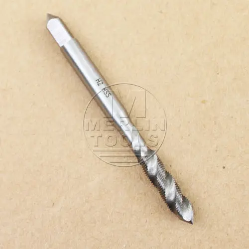 M6 x 1.0 متري HSS دوامة اليد اليمنى الحنفية