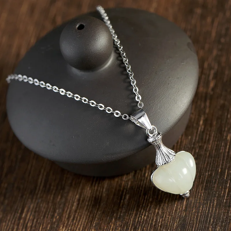 

polyster S925 pure silver pendant inlaid hetian jade white jade collarbone female upscale necklace hang heart pendant