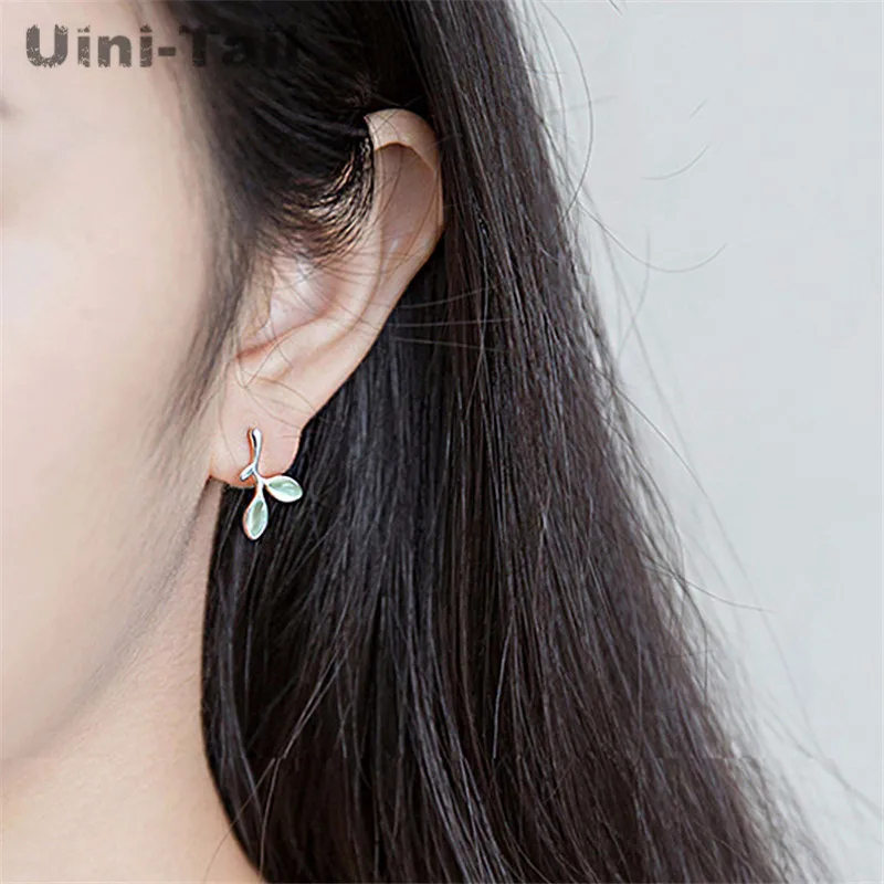 Uini-Tail HOT new 925 Tibetan silver green leaves earrings Korean fashion simple trend ear movement jewelry high quality ED022