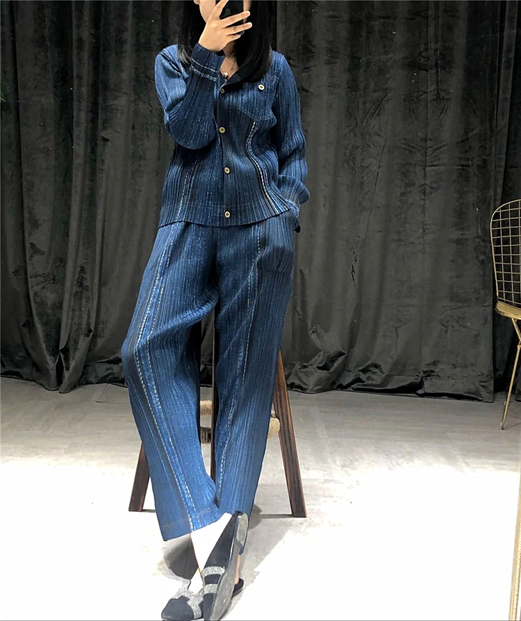 HOT SELLING Miyake fold the clothes denim suit fold long sleeve denim coat + wide-legged pants Two-piece suit  IN STOCK