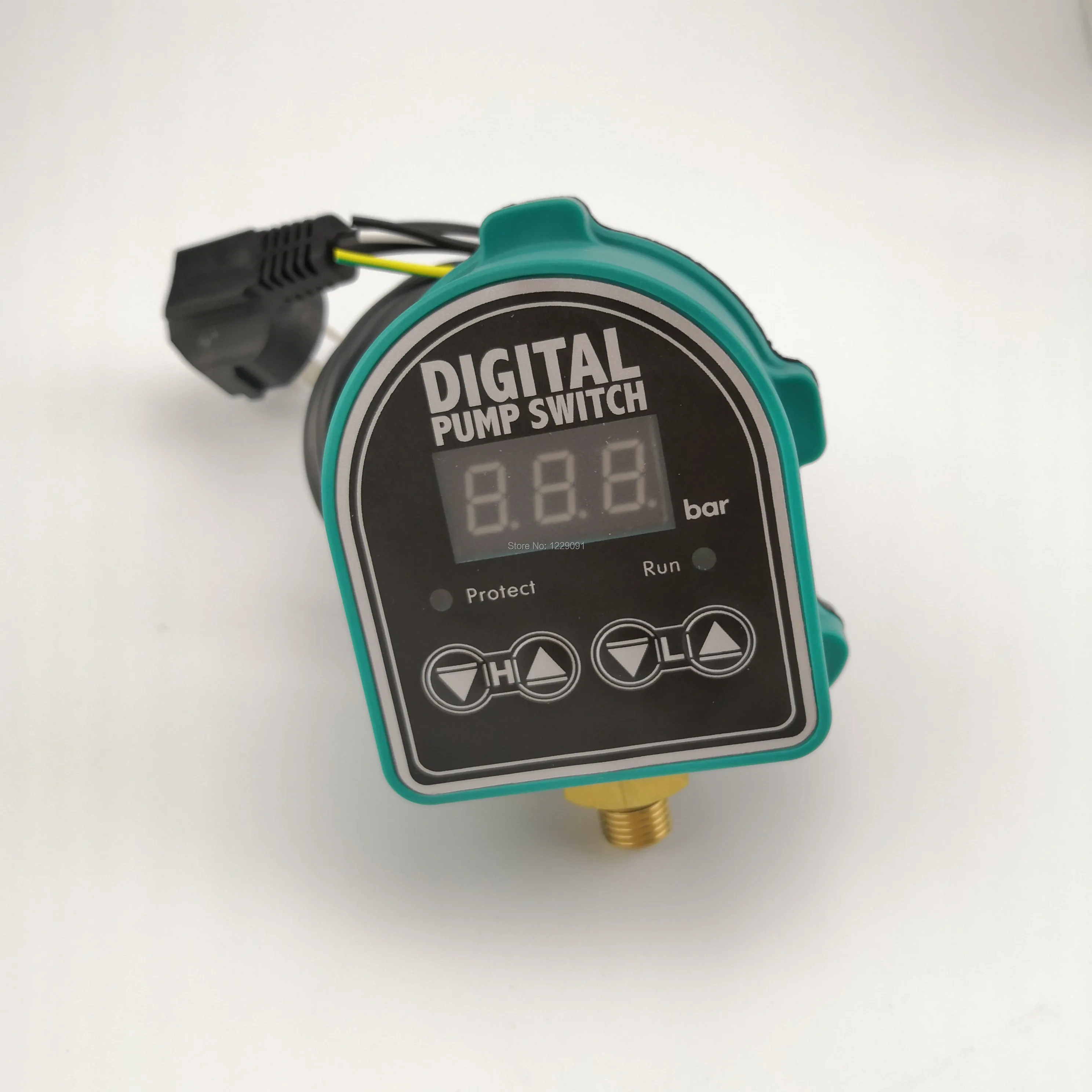 1pcs Digital Water Pressure Switch Digital Display Electronic Pressure Controller for Water Pump