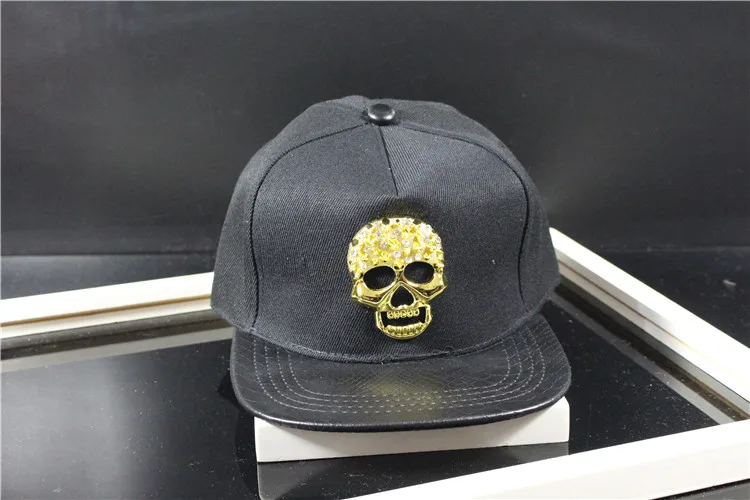 2016 New Leather Summer Brand Metal Skull Europe Baseball Cap Hat For Men Women Casual Hip Hop Snapback Caps Sun Hats