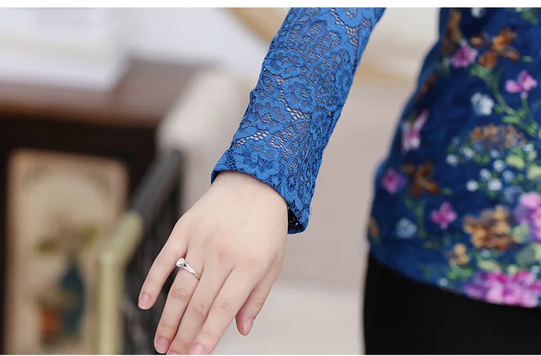 Women Lace Blouses 2019 Turtleneck Sexy Bodycon Floral Embroidery Lady Shirts Mom Tees Shirts Femme Blusas Feminina Red Blue Red