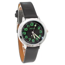 Montre numérique à quartz pour enfants, montre-bracelet pour enfants, aiguilles Shoes, cadeau, nouveau