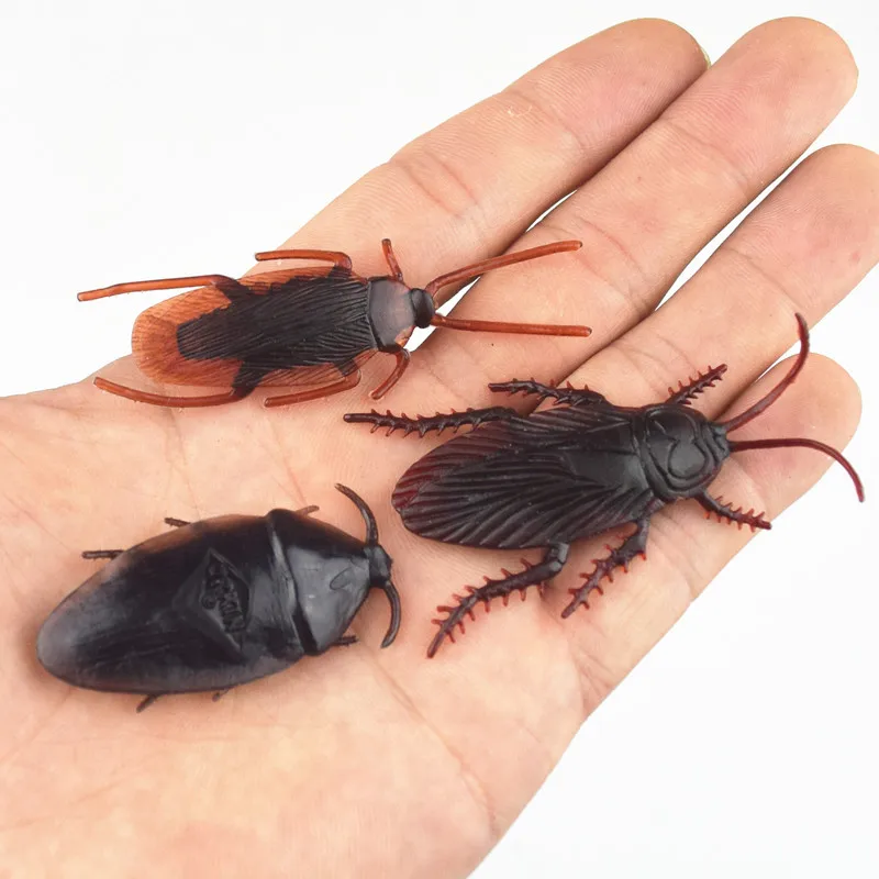 10pcs New scary toy Prank Funny Joke Toys Lifelike Model Simulation Fake Rubber Cockroach Cock Roach Bug Roaches Toy