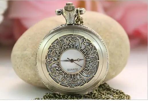 

Vintage Bronze antiques flowers quartz Hollow pendant Good quality steampunk Necklace pocket watches gift