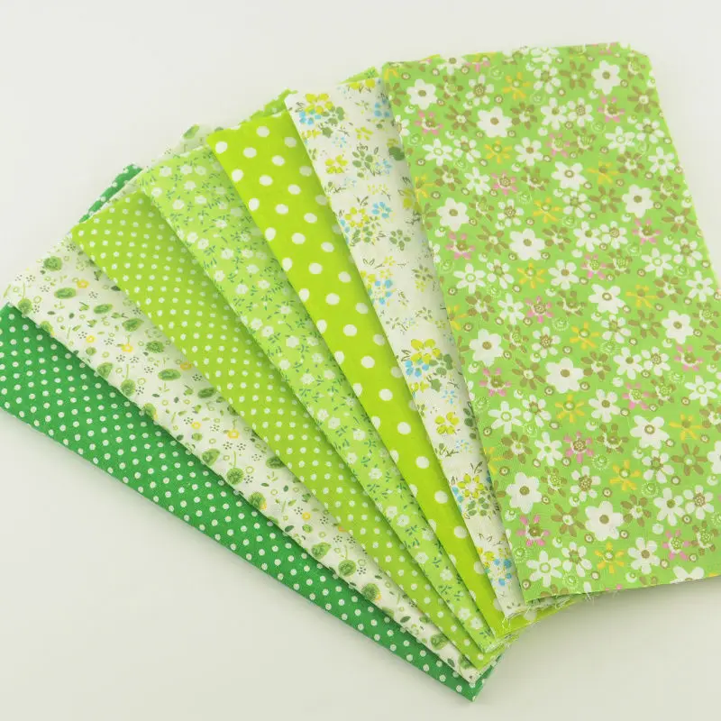 Booksew 100% Tessuto di Cotone 7 pz/lotto Tema Verde Bella Floreale e Stile Puntini Quilting Panno Patchwork Crafts Cucito Doll