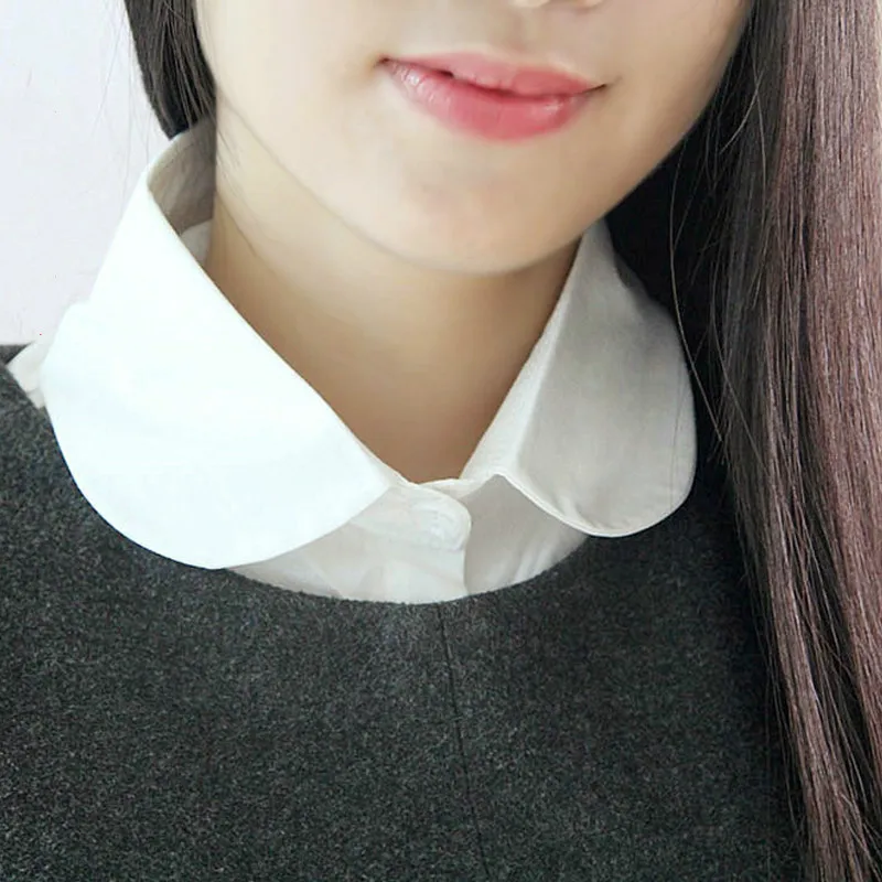 

Women Fake Collar Solid Color Decorative Round and Peaked Vintage Elegant False Girls Detachable Shirt Collars