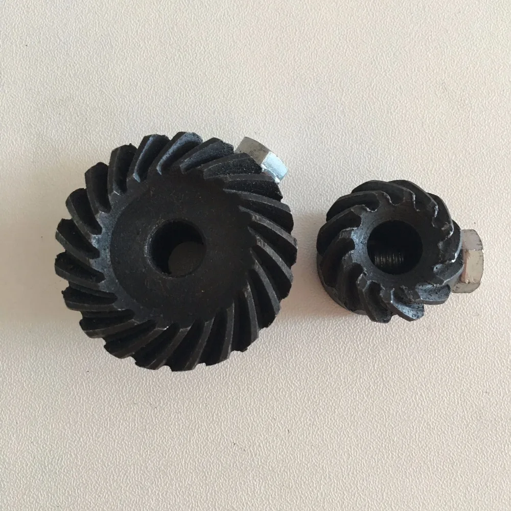 2pcs/Set Helical Tooth Steel Beekeeping Honey Extracting Screw Gear for Extractor Repairing OD: 50/30mm 45/28mm ID: 10mm