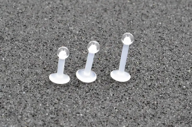 LOT100pcs Labret/Lip RETAINERS HIDE PIERCING CLEAR Lip Bar RING STUD Gauges Ear Helix Bar 16G 14GX6/8/10MM Body Jewelry