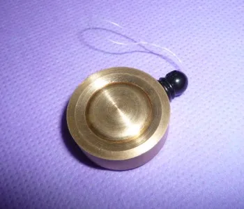 High quanlity Reel - Locking Device (brass) magic tricks Accessories close-up illusions stage props