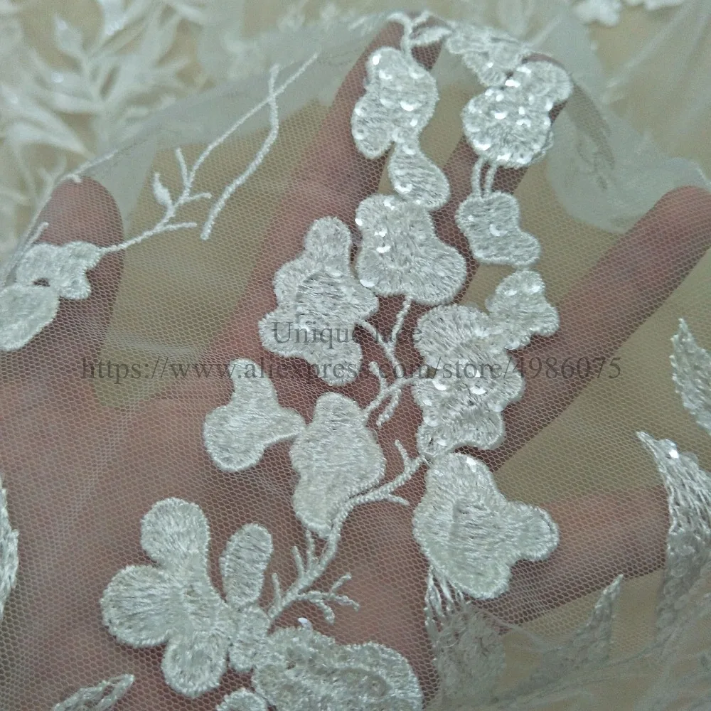 2019 NEW arrival bridal lace fabric 130cm width dress fabric elegant tule organza lace sequin fabric selling by yard