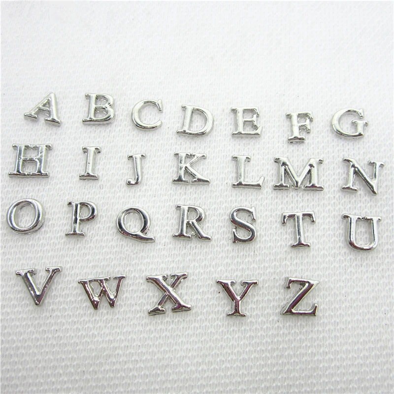 

Hot Sale 130pcs/lot Alphabet A-Z Letters Floating Charms Living Glass Memory Floating Lockets Pendants Charms DIY Jewelry Charm