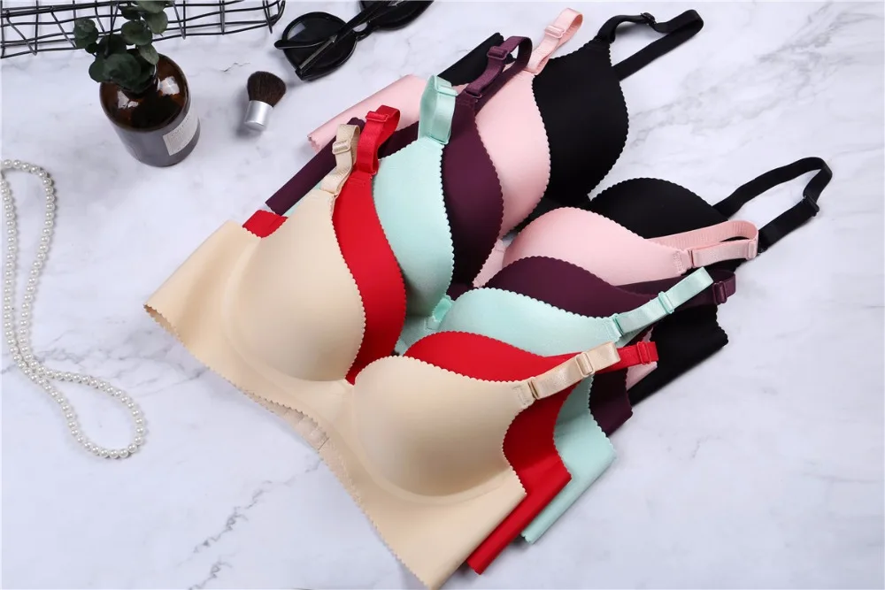 2019 New Arrival Women Bra Push Up Sexy BH Soft Bra Big Size 6 Colors Adjustable Lingerie Gather Seamless One-Piece Lady Bra