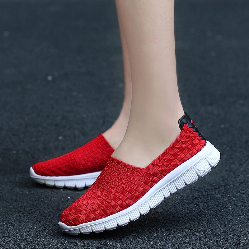 New Women Flats Autumn Casual Shoes Woman Sneakers Breathable Female Woven Shoes Slip On Ladies Loafers Handmade Sneakers Light