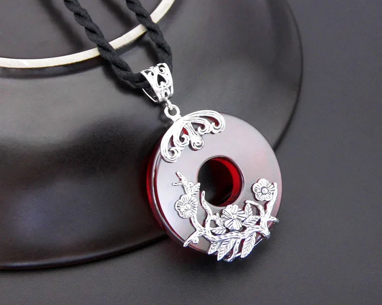 KJJEAXCMY Fine jewelry 925 sterling silver garnet Thai silver retro plum plum retro pendant ladies new fall new