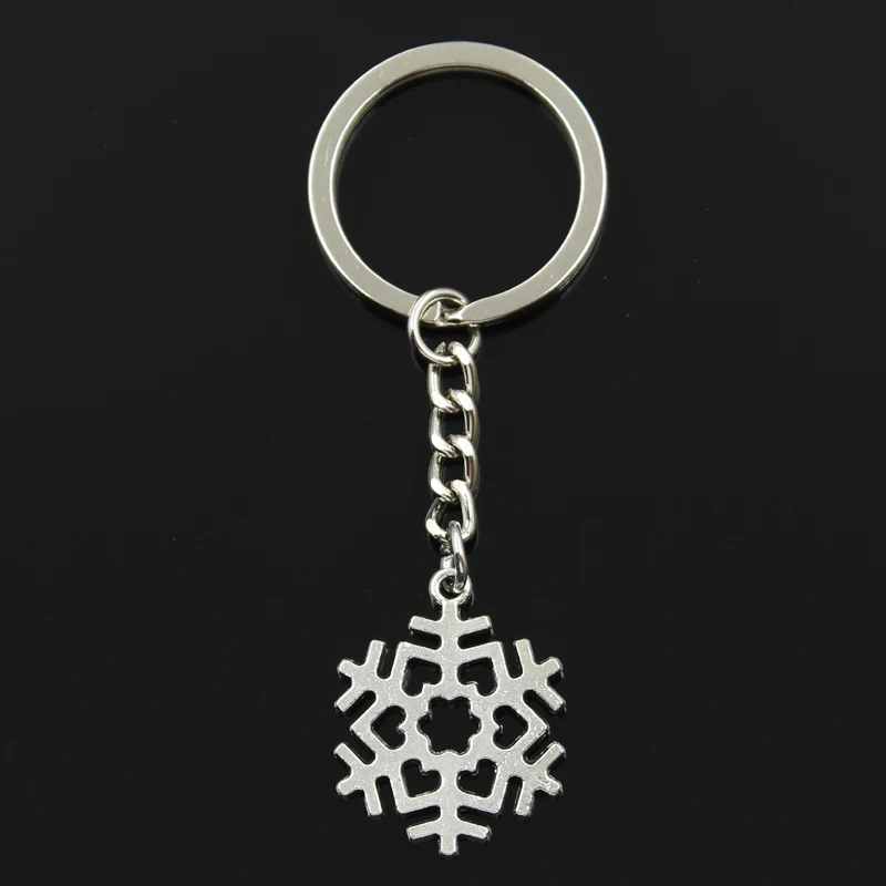 New Fashion Keychain 29x23mm Snow Snowflake Pendants DIY Men Jewelry Car Key Chain Ring Holder Souvenir For Gift